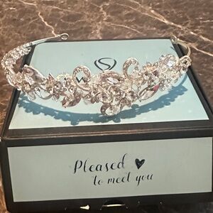 Beautiful Rhinestone Crystal Silver Tiara Headband